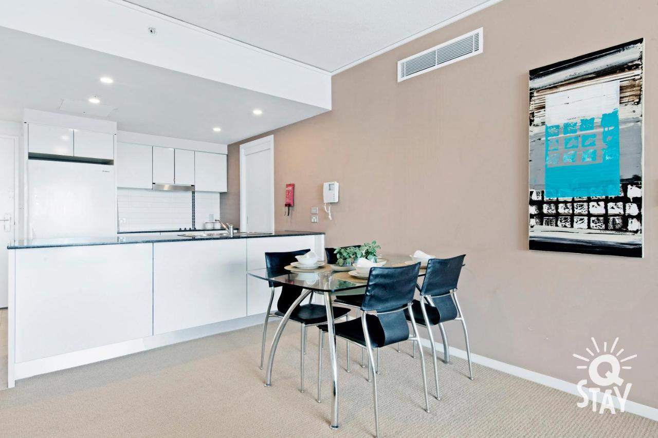 Apartment Sierra Grand Broadbeach 2 Bedroom - Qstay