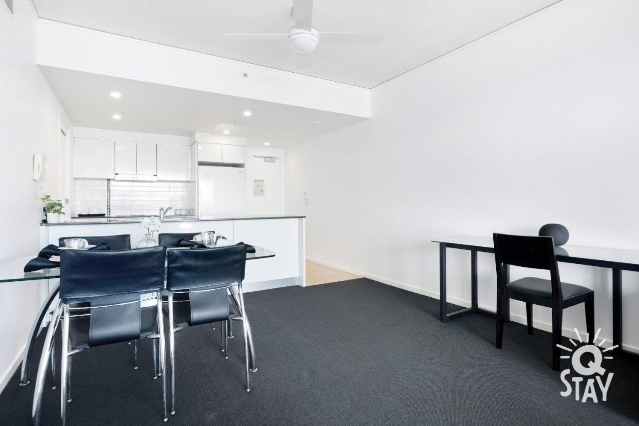 Apartment Sierra Grand Broadbeach 2 Bedroom - Qstay